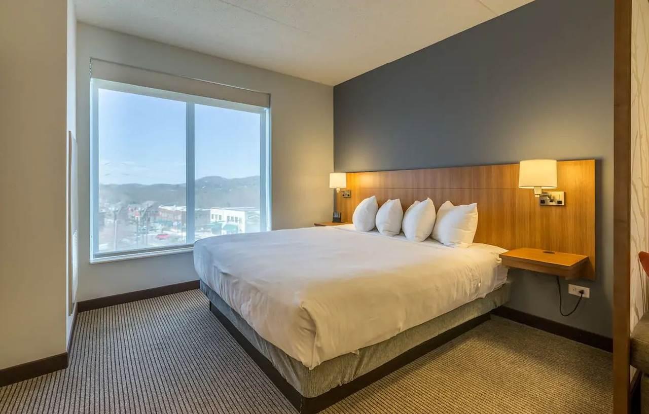 Doubletree By Hilton Asheville Downtown Екстер'єр фото