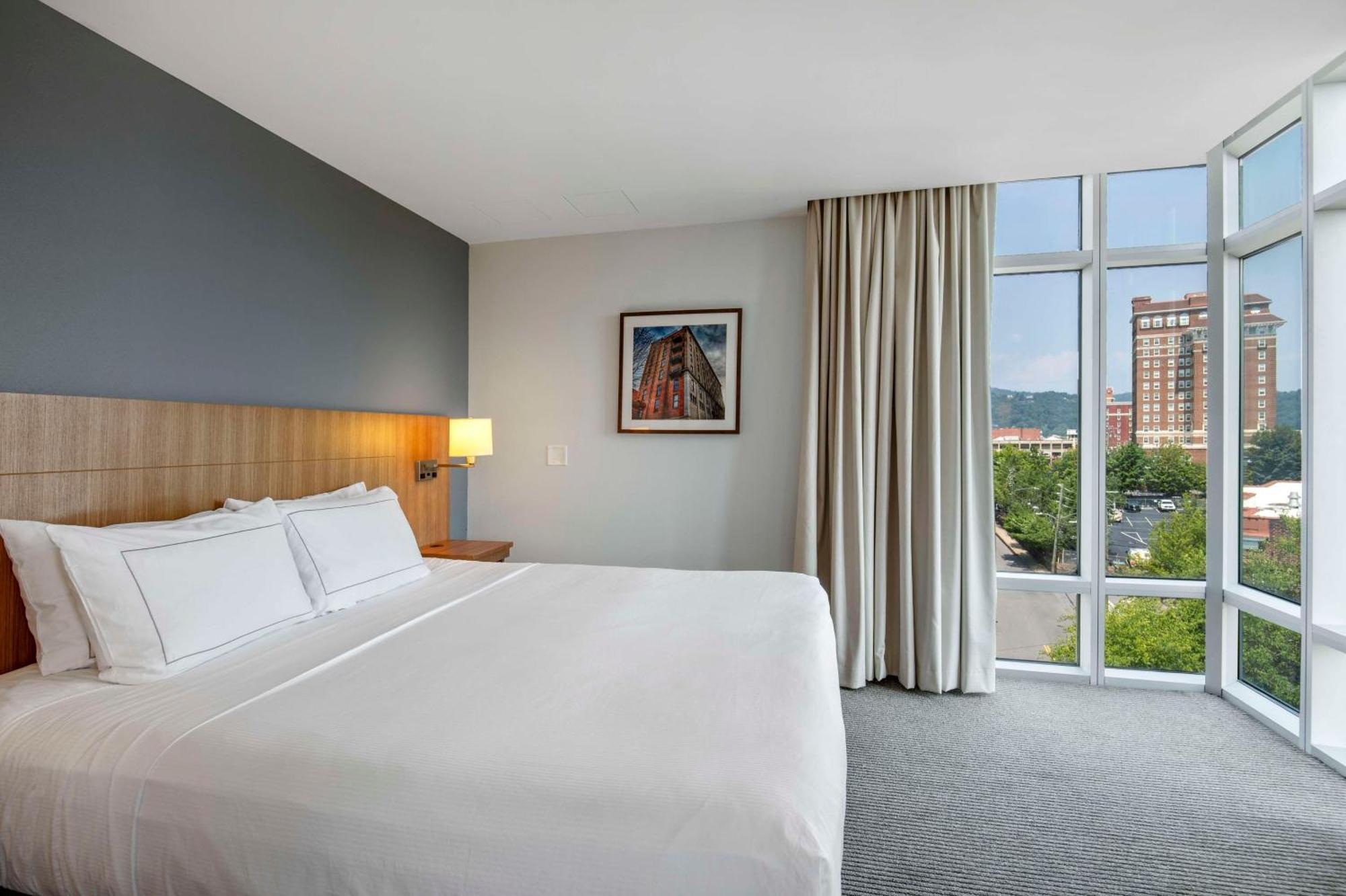 Doubletree By Hilton Asheville Downtown Екстер'єр фото