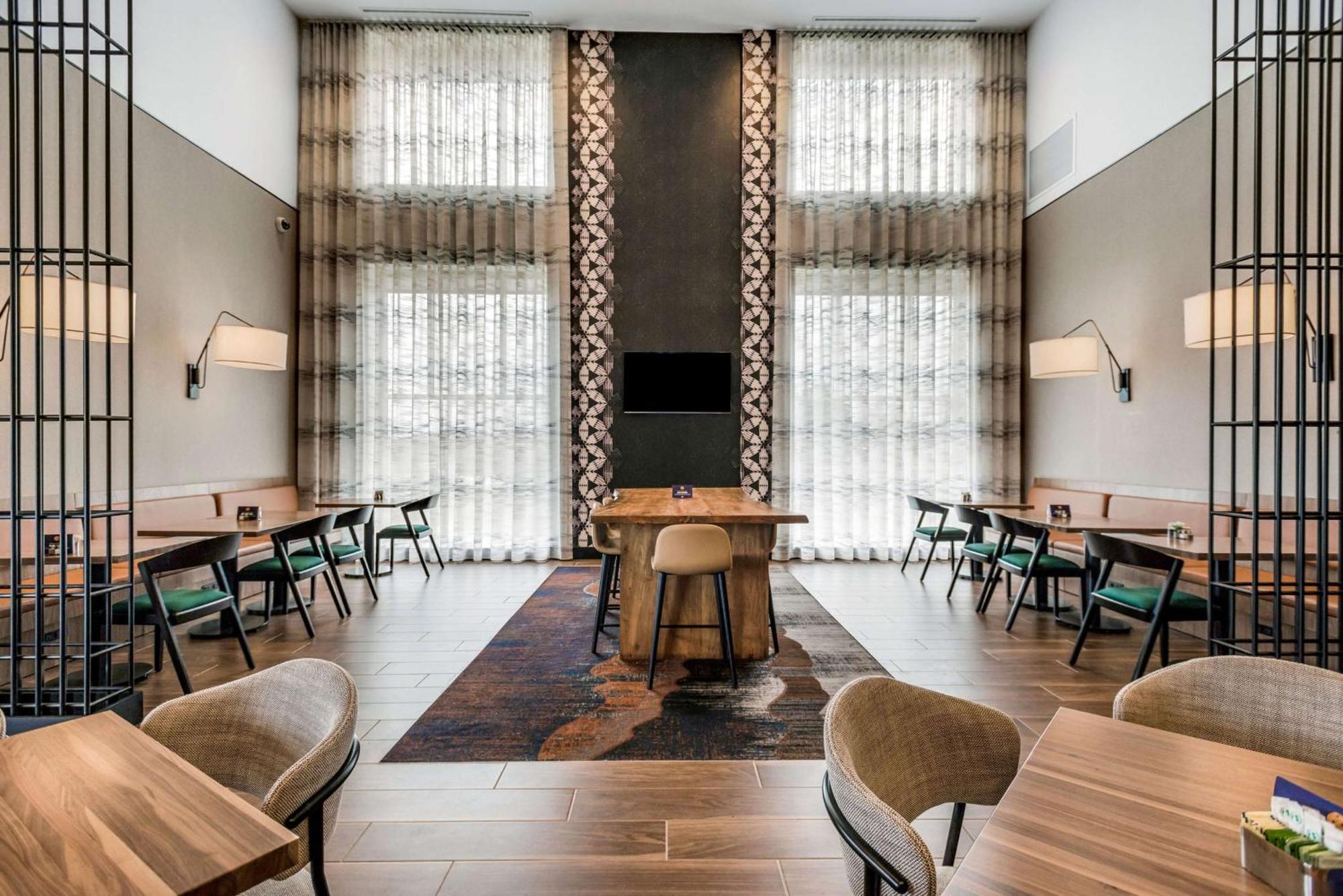 Doubletree By Hilton Asheville Downtown Екстер'єр фото