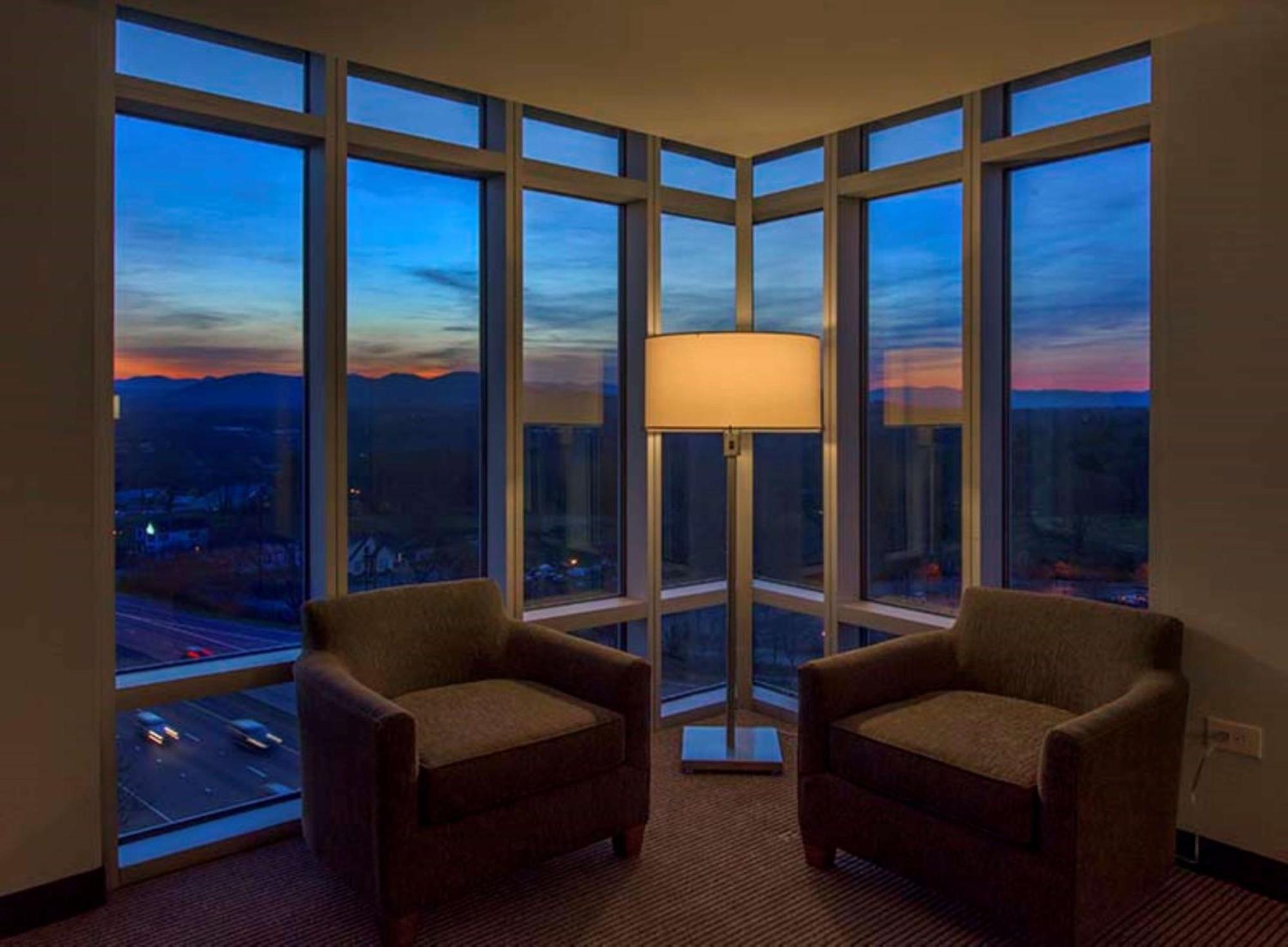 Doubletree By Hilton Asheville Downtown Екстер'єр фото